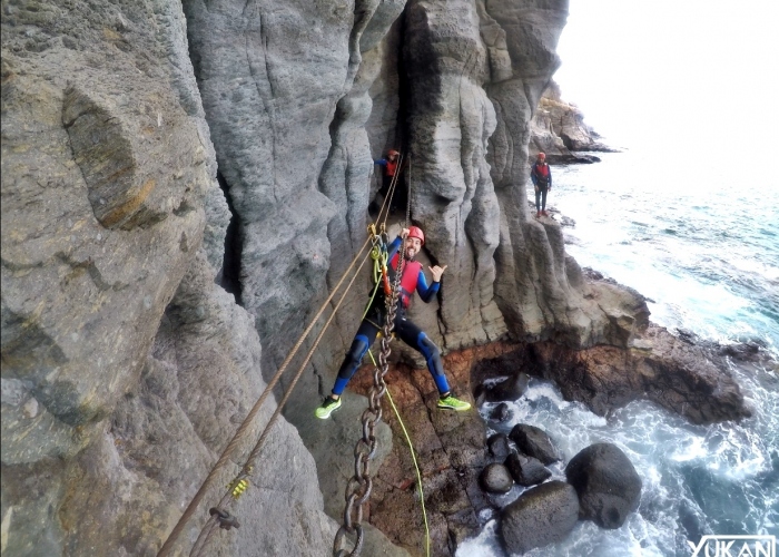 Adventurous route by a gorgeous coast: Coastering in Gran Canaria