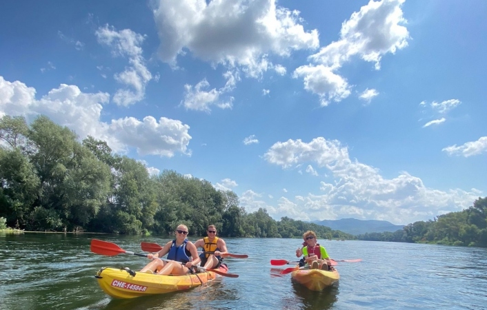 Descubriendo el Río Ebro: Un Viaje en Kayak o Canoa