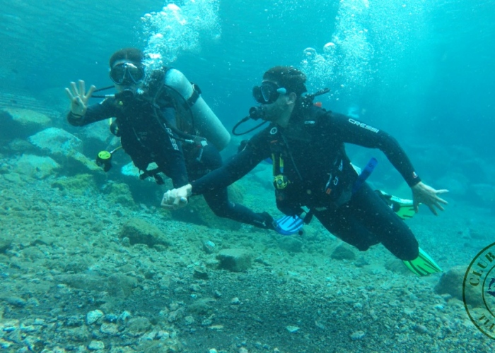 Discover scuba diving with your first dive course