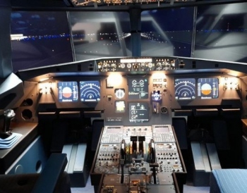 Experiencing the Airbus 320 through an Airfield Flight Simulator