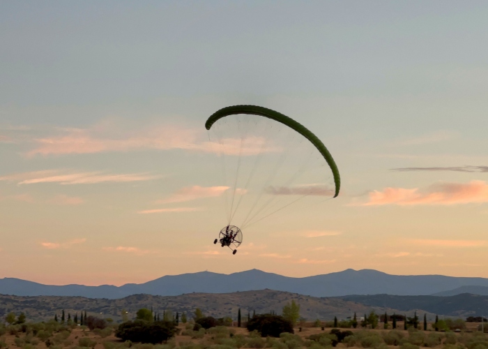 Free Paragliding and Powered Paragliding in Madrid