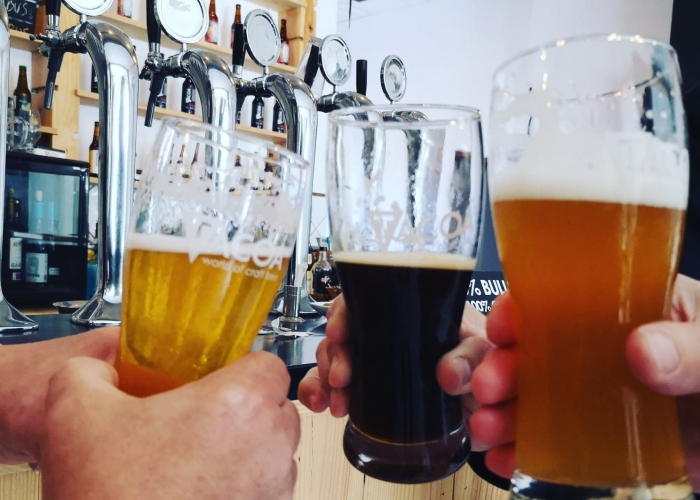 Guided tour of a brewery with beer tasting and lunch or dinner