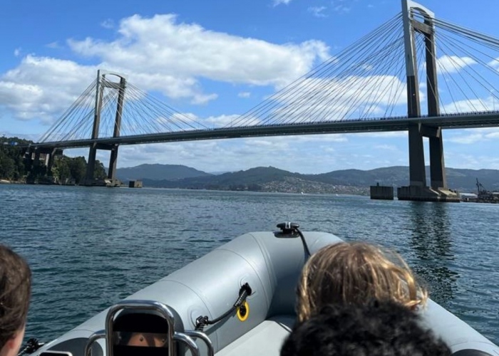 High-speed aquatic tour in Vigo
