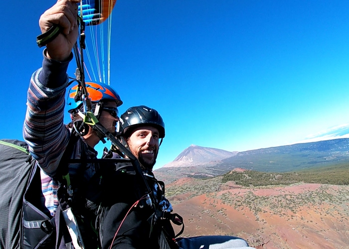 Paragliding Tour: Fly over Tenerife`s stunning coastlines