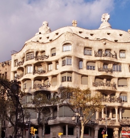 Private Barcelona Tour: Explore Gaudí and the Gothic Quarter