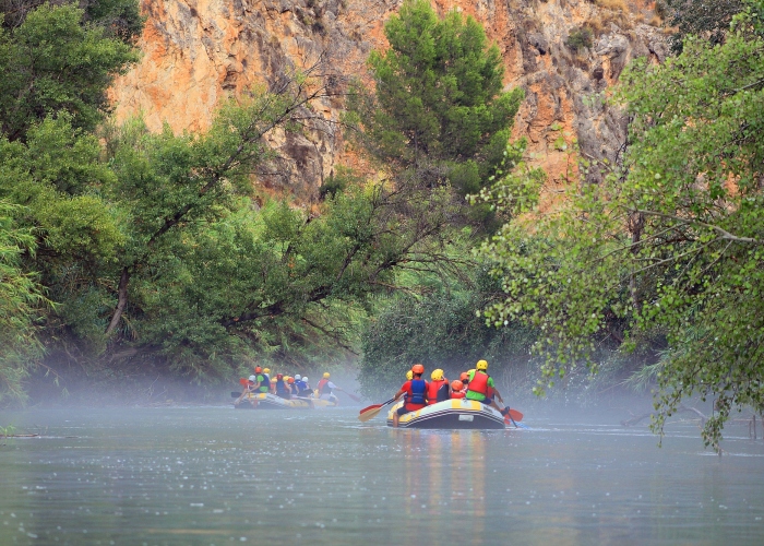 Rafting in the Almadenes Canyon with a Visit to two Caves and Rock Art