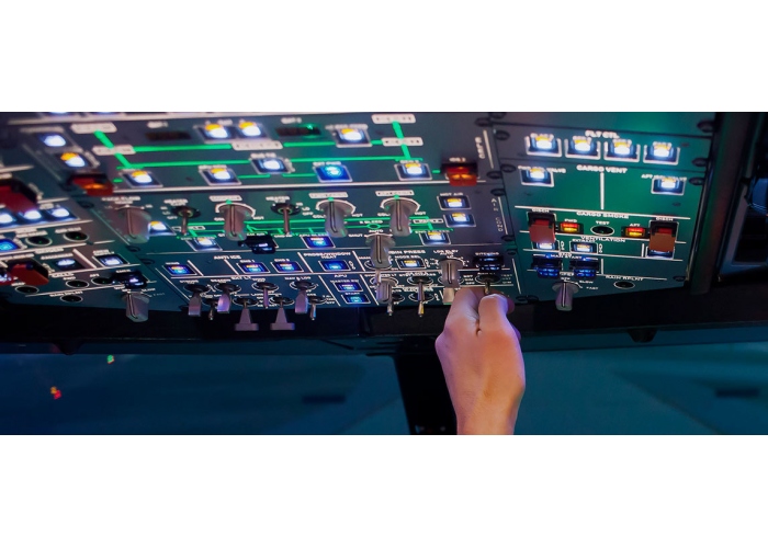 Simulador de vuelo dentro de un fuselaje real de un Airbus A320