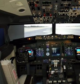 Simulador de Vuelo en Aeródromo con Boeing 737