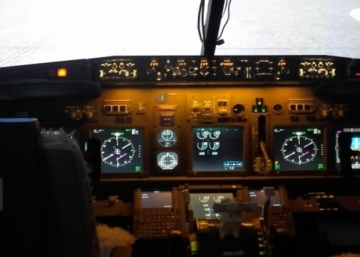 Simulador de Vuelo en Aeródromo con Boeing 737