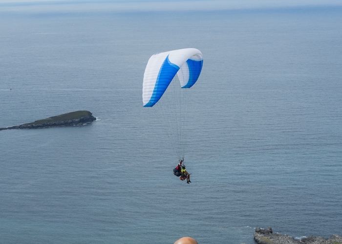 Tandem Paragliding Flights