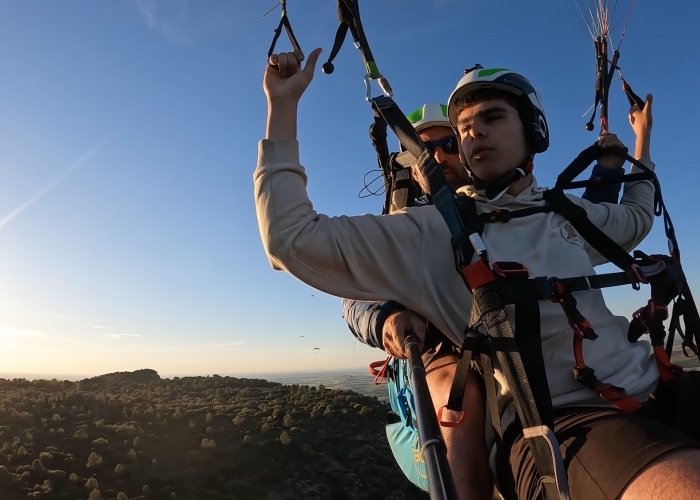  Tandem Paragliding Flights