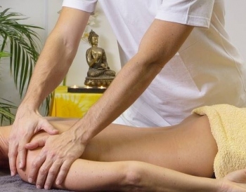 
Unlock Heavenly Relaxation with Jasmine Oil Massage in Bali