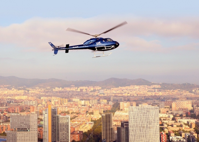 Vuelo en Helicóptero por la Costa de Barcelona 7 Minutos